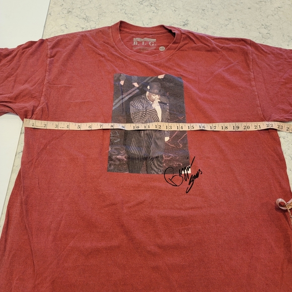 B.I.G The notorious Biggie Smalls Graphic Tee Size Large Vintage Wash - Picture 5 of 7